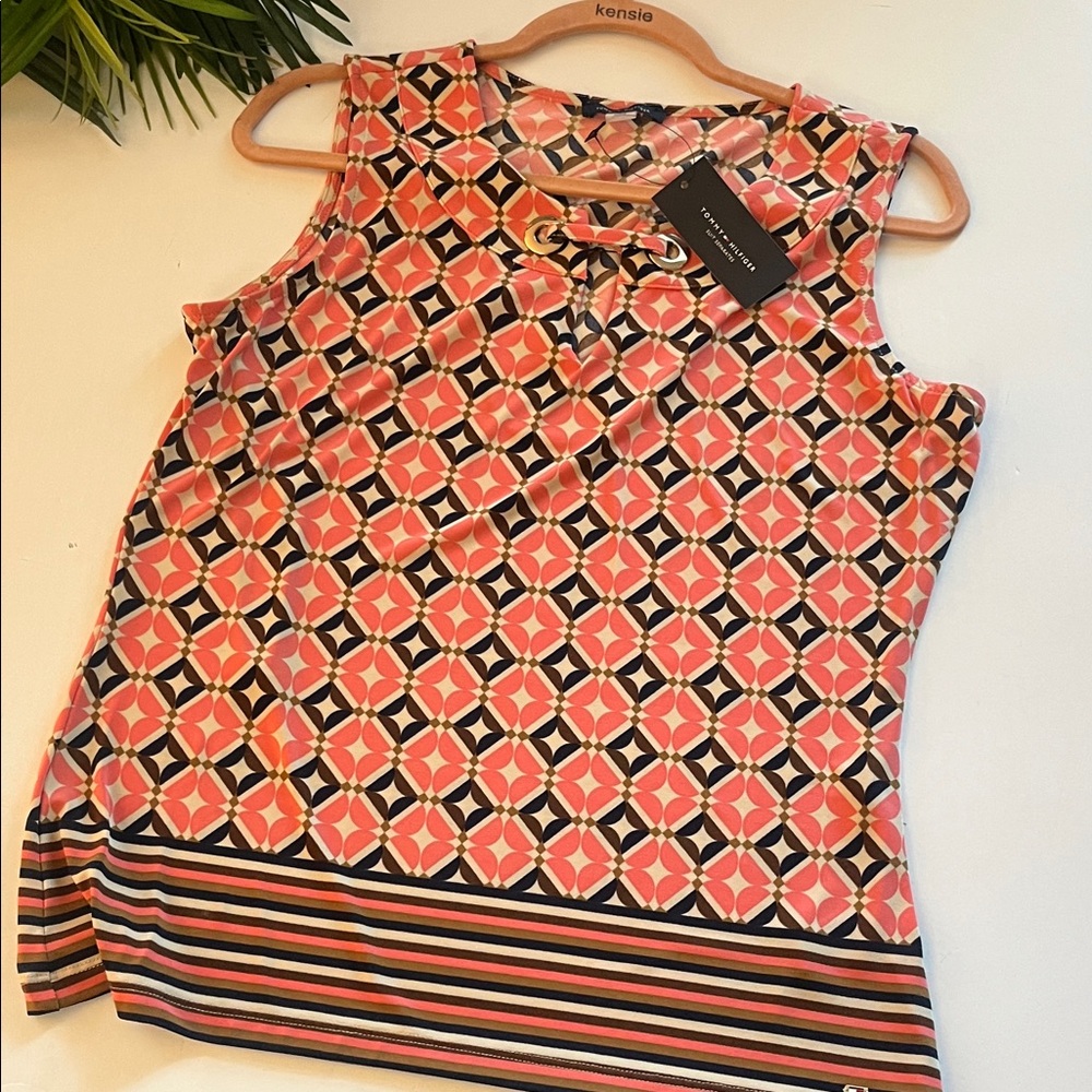 NWT Tommy Hilfiger Pink Geometric Women's Top size large